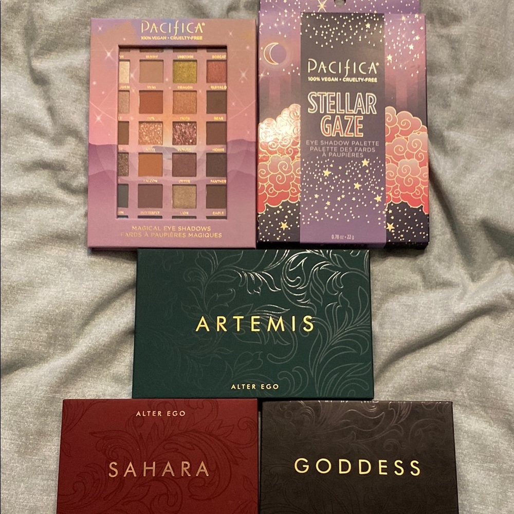Eyeshadow Palette Set